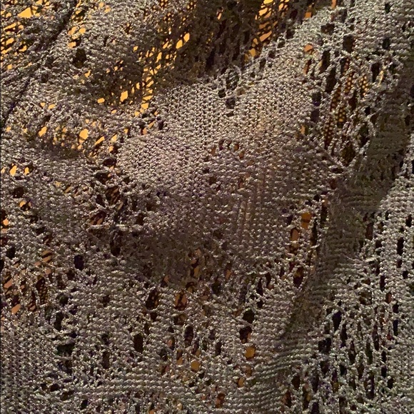 Top - Picture 3 of 3